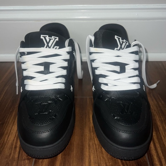 Louis Vuitton Black and White Sneakers with Classic Silhouette - Picture 1 of 6
